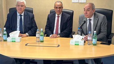 وزيرا التعليم العالي والخارجية يناقشان برامج دعم الطلاب المصريين بالجامعات الفرنسية