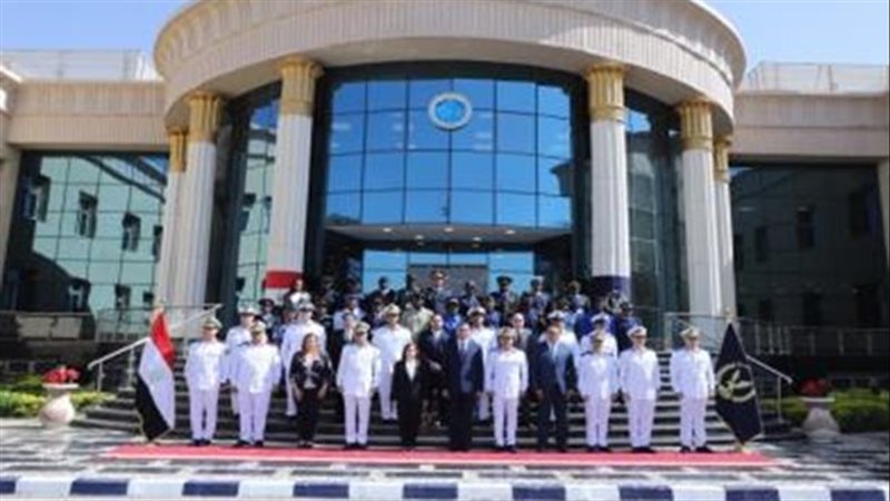 أكاديمية الشرطة تختتم دورة تدريبية لحماية المدنيين  