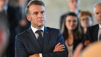 دبلوماسي فرنسي سابق: الانقسام الحزبي يعمّق الأزمة السياسية بفرنسا ويضعف دورها الدولي