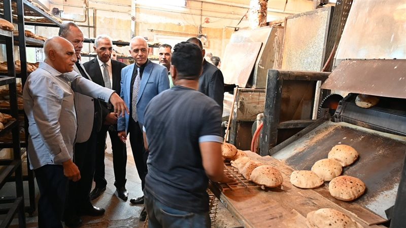 أثناء تفقد مخبز كلية الزراعة