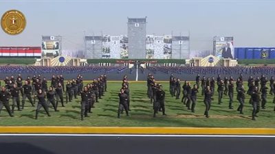 طلاب وطالبات أكاديمية الشرطة يتألقون في عروض استعراضية 