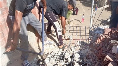 التنمية المحلية تتصدى لمخالفة بناء بدون ترخيص بأوسيم بالجيزة وتنفذ إزالة فورية