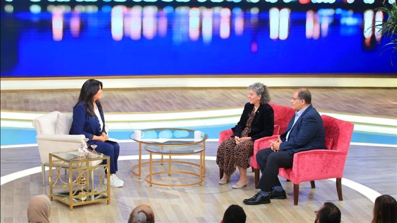 برنامج معكم منى الشاذلي
