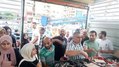 الأسماك من 35 والبيض من 140.. أسعار مخفضة للسلع الغذائية في الدقهلية