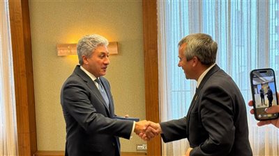 وزير الآثار يجتمع مع رئيس لجنة السياحة في البرلمان الألماني لبحث سبل تعزيز التعاون المشترك