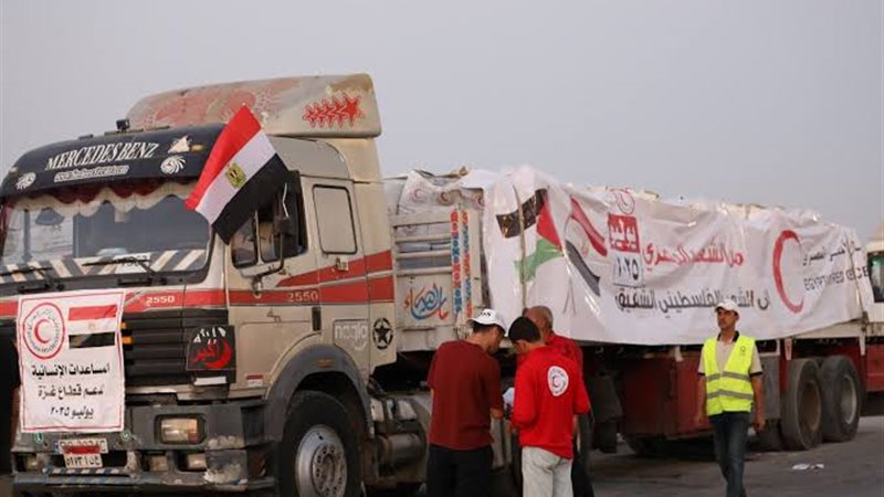 المساعدات الإنسانية 