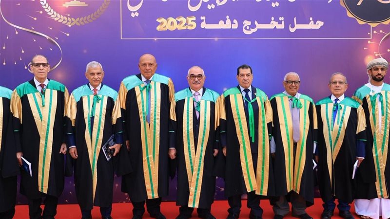 احتفالية تخرج دفعة جديدة من كلية حقوق عين شمس 