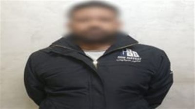 لفرضه إتاوة.. القبض على عاطل انتحل مهنة سايس لجمع مبالغ مالية من المواطنين 