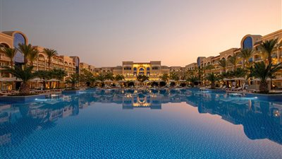 الحكومة تحسم الجدل..هل تم بيع مباني وسط البلد لتحويلها إلى فنادق فاخرة؟
