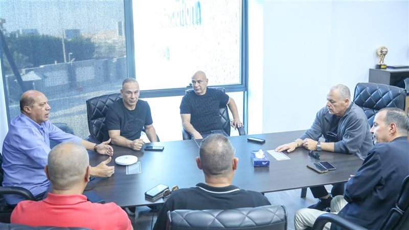اجتماع أبو ريدة والتوأم