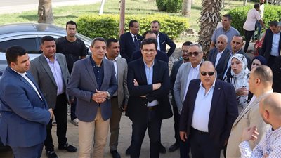 وزير الثقافة ومحافظ السويس يتفقدان أعمال تطوير قصر ثقافة السويس