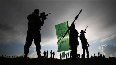 استراتيجية “العيش ليوم آخر”.. كيف تعيد حماس بناء نفوذها في غزة؟