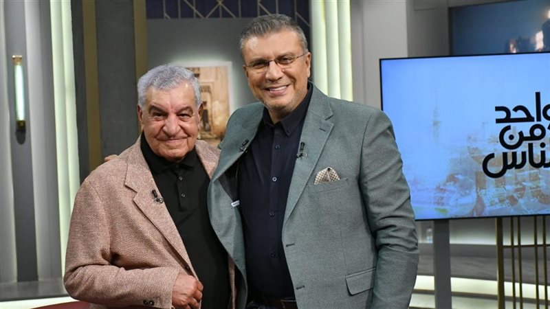 زاهي حواس مع عمرو الليثي