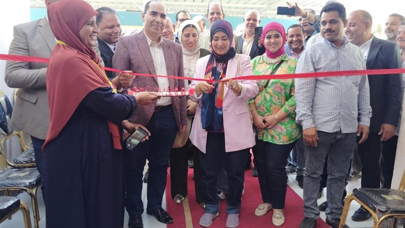 وكطيل وزارة الصجة اثناء الافتتاج