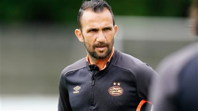 بعد فشل التفاوض مع علي ماهر.. الاتحاد الليبي يتفق مع المغربي عادل رمزي (خاص)