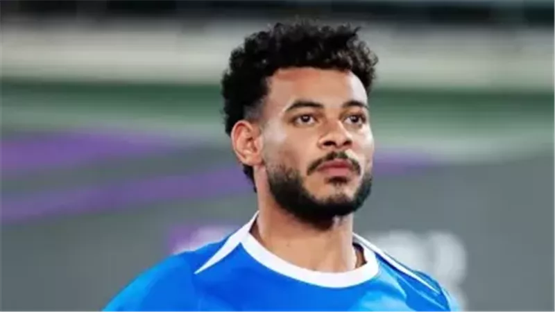 اللاعب نبيل عماد دونجا