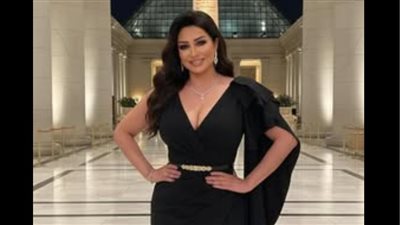وفاء عامر تتألق من داخل المتحف المصري الكبير وتكشف تفاصيل مسلسلها الجديد