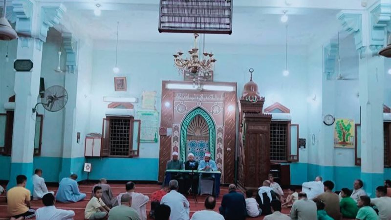 جانب من الندوات التثقيفية