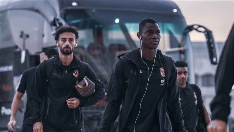 لاعبو الأهلي