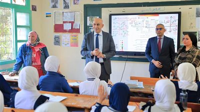 وزير «التعليم» يجري جولة مفاجئة بعدد من مدارس الدقهلية لمتابعة سير العمل