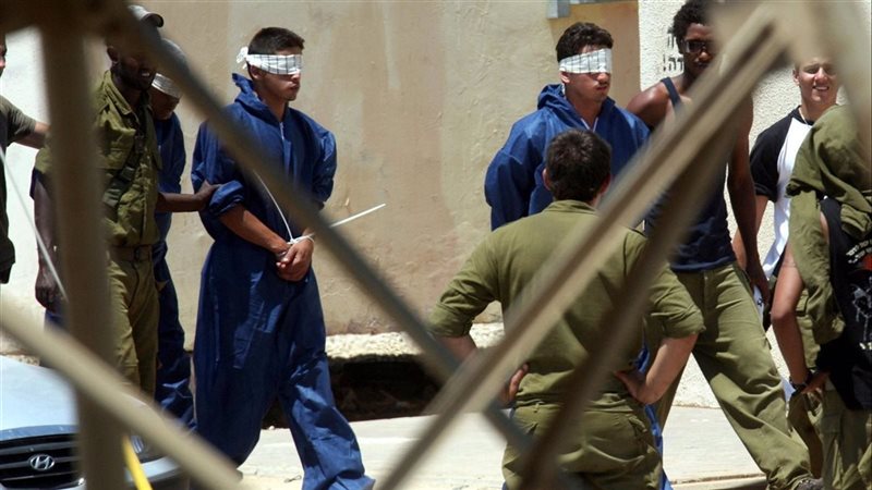 الأسرى الفلسطينيين في سجون الاحتلال