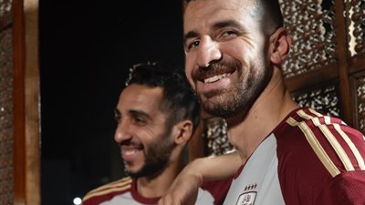 بزي الزمالك.. صور لاعبو الأهلي قبل مباراة فلومينينسي بمونديال الأندية