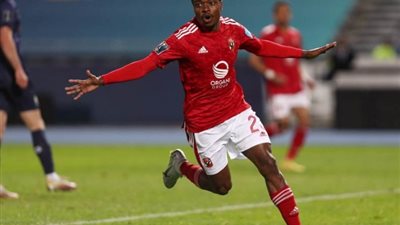 بيرسي تاو يسجل الهدف الثاني للأهلي في مرمى أوراوا بكأس العالم