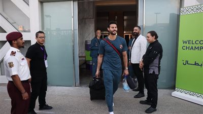 بعثة الأهلي في طريقها إلى الإمارات للمشاركة بالسوبر المصري