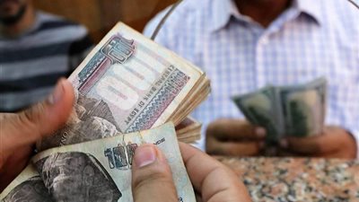 لليوم الثاني .. المالية تواصل صرف مرتبات شهر ديسمبر
