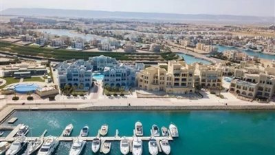 النقل تبحث سبل تعظيم منظومة إنشاء المراين وسياحة اليخوت مع المستثمرين