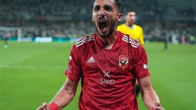 كريم فؤاد يهدد عبد الله السعيد بالسوبر