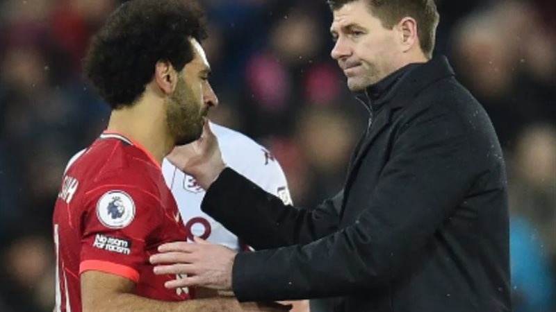 محمد صلاح وستيفن جيرارد