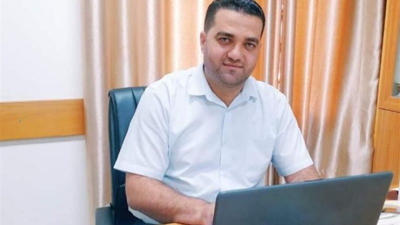 الدكتور محمد الحاج مدير العلاقات العامة في مستشفى شهدا