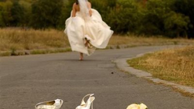 سرقني فى ليلة الدخلة .. عروس ترفع قضية خلع في شهر العسل