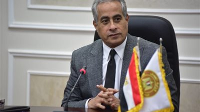 الأحد إجازة مدفوعة الأجر للعاملين في القطاع الخاص