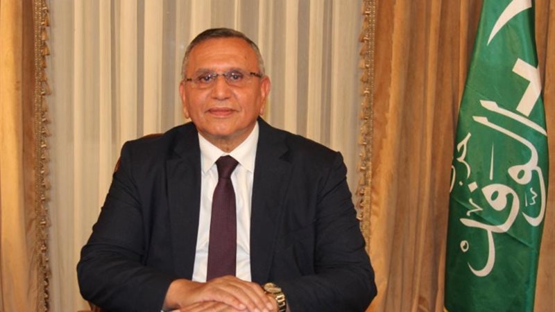 الدكتور عبد السند يمامة