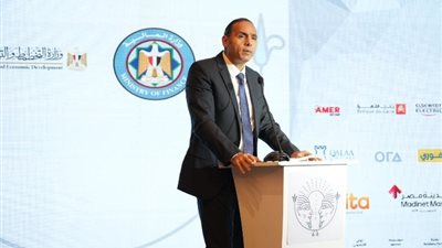 أحمد الشيخ: العنصر البشري هو المحرك الأساسي لصناعة سوق المال