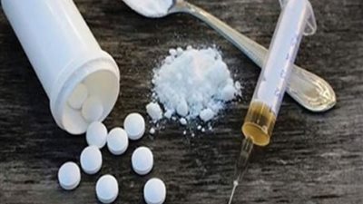 حبس عاطل 4 أيام بتهمة بيع مواد مخدرة وعقاقير في الوراق