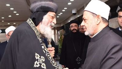 هل يجوز تهنئة المسيحيين بأعياد الميلاد المجيد؟.. دار الإفتاء والأزهر يجيبان