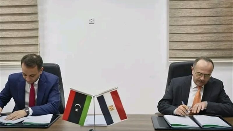 مراسم توقيع العقود