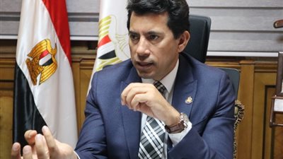 أتمنى الثامنة.. وزير الرياضة يكشف كواليس زيارة الرئيس السيسي معسكر المنتخب الوطني