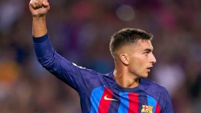 فيران توريس يقود هجوم برشلونة أمام أوساسونا في السوبر الإسباني