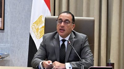 «مدبولي»: مشروعات العاصمة الإدارية توفر  عشرات الآلاف من فرص العمل للشباب
