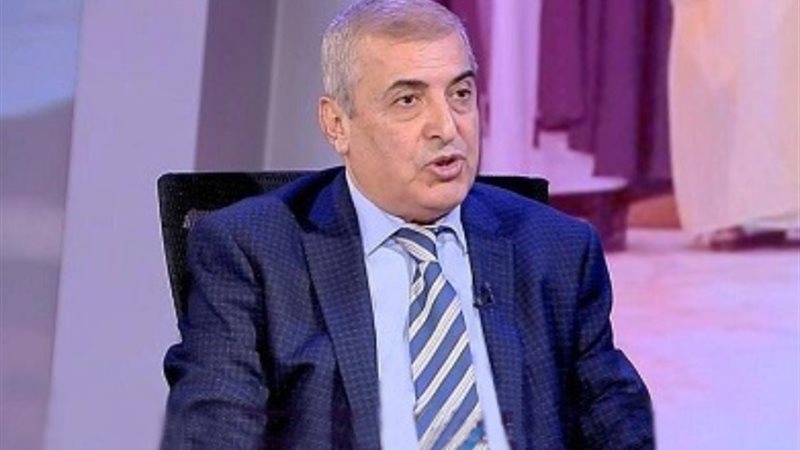 الأستاذ الدكتور حسن المومني عميد كلية الأمير الحسين بن عبدا