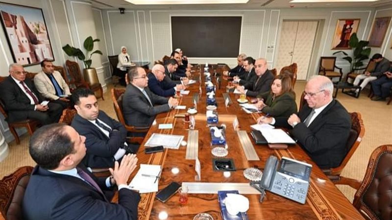 اجتماع وزارة الإسكان في بورسعيد