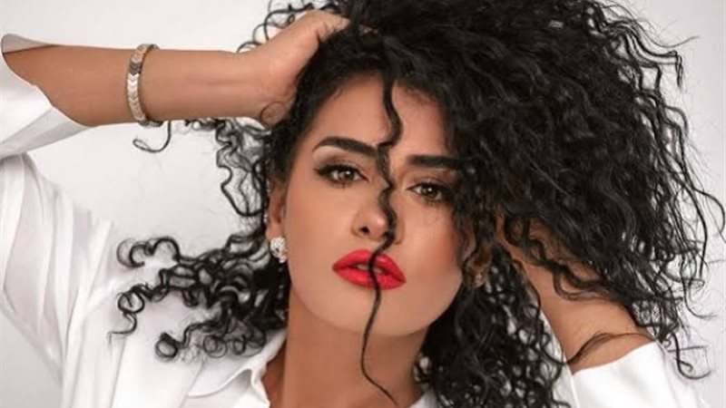 الفنانة نانسي صلاح
