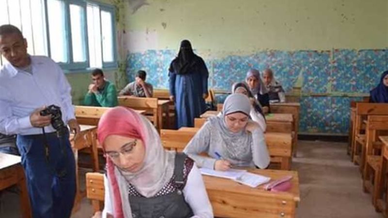 امتحانات الشهادة الإعدادية