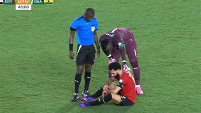أمم إفريقيا، تفاصيل إصابة محمد صلاح في لقاء مصر وغانا وموقف اللاعب