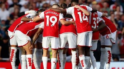 قناة مفتوحة تنقل مباراة أرسنال وكريستال بالاس في الدوري الإنجليزي
