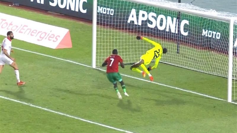 لاعب منتخب ناميبا